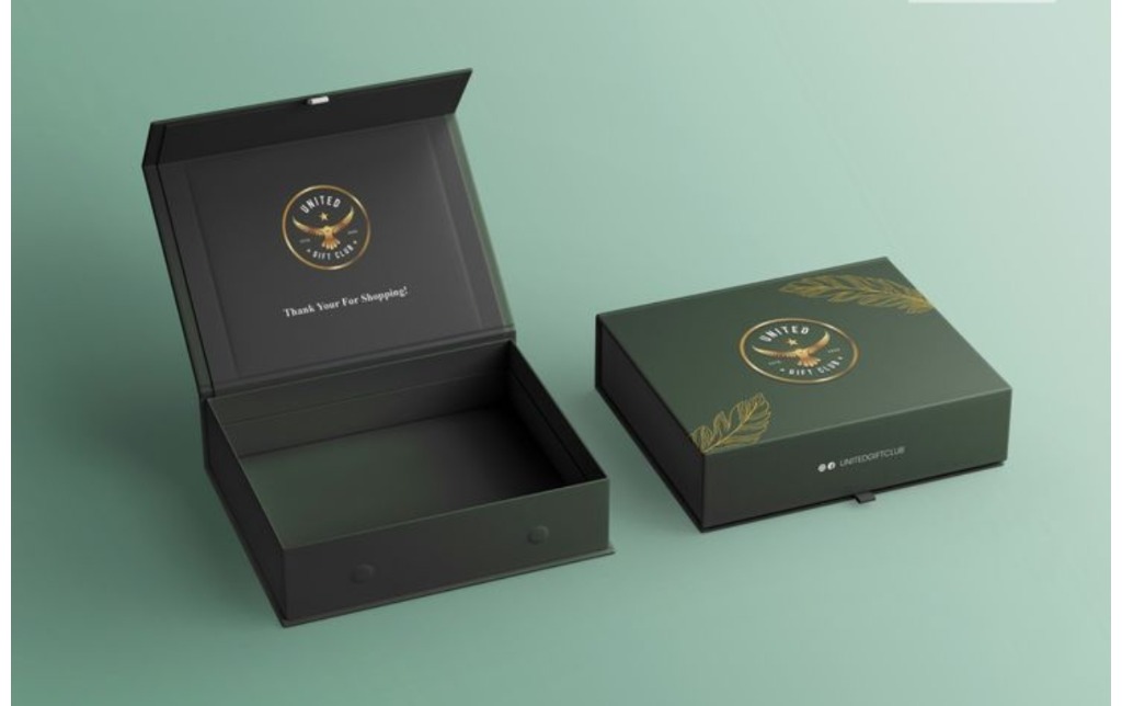 Gold Yaldızlı Kurumsal Hediye Kutusu